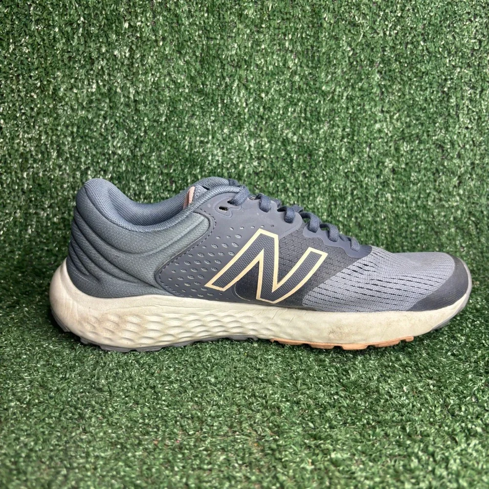 New Balance 520 V7 Breathable Comfort Athletic Running Shoe Blue Womens Size 9.5